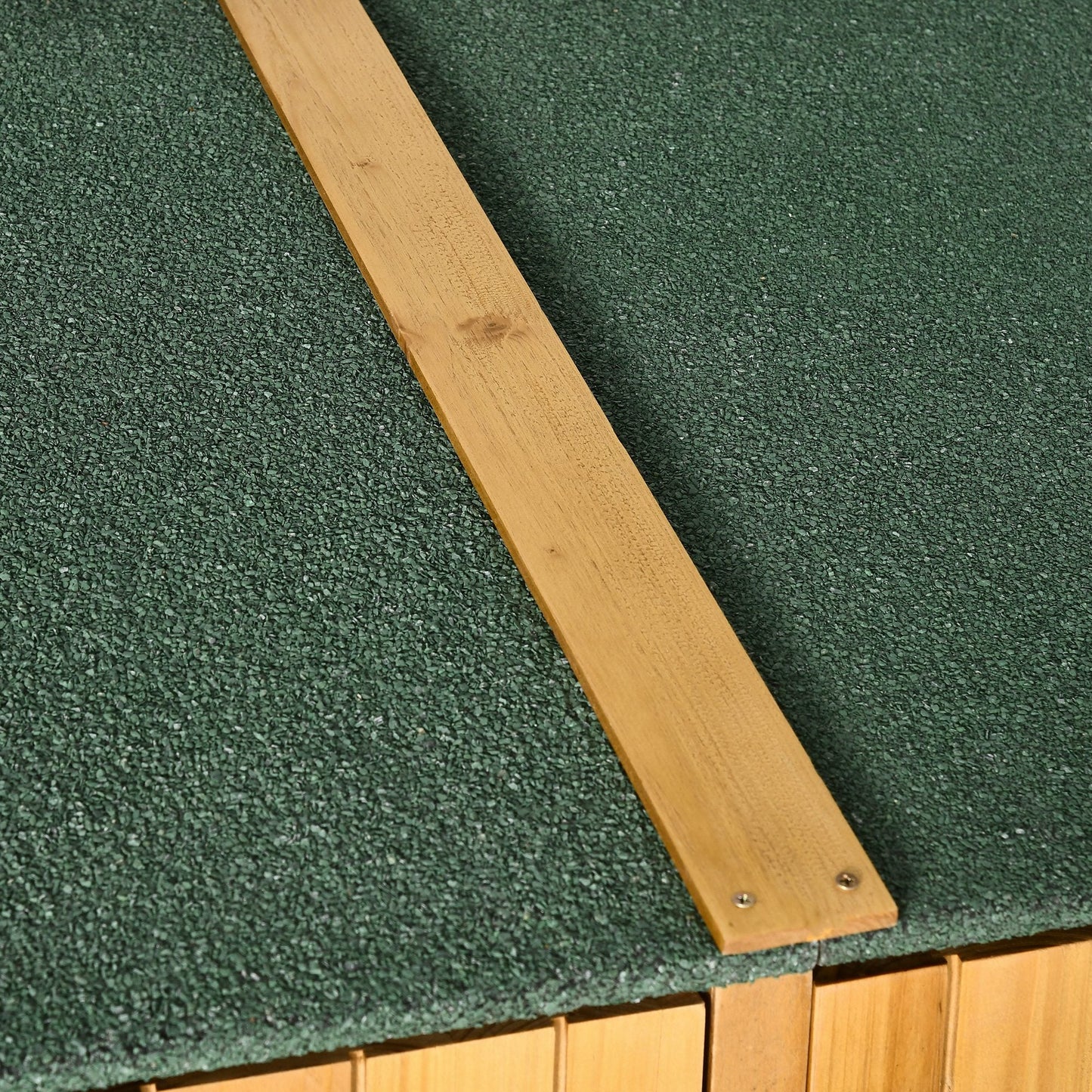 Small Shed, Wooden Garden Shed with Flexible Table, Hooks and Ground Nails, Lockable Tool Shed with Asphalt Roof, 140 x 75 x 157cm, Natural