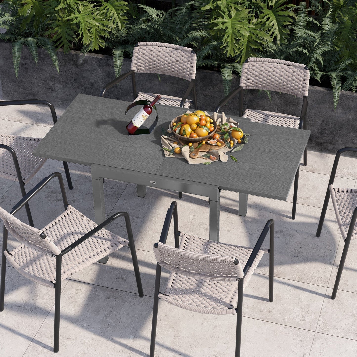 Garden Table, Extendable Outdoor Dining Table for 6 with Aluminium Frame, Steel Tabletop, Rectangle Patio Table for Balcony, Deck, Dark Grey with Wood-effect