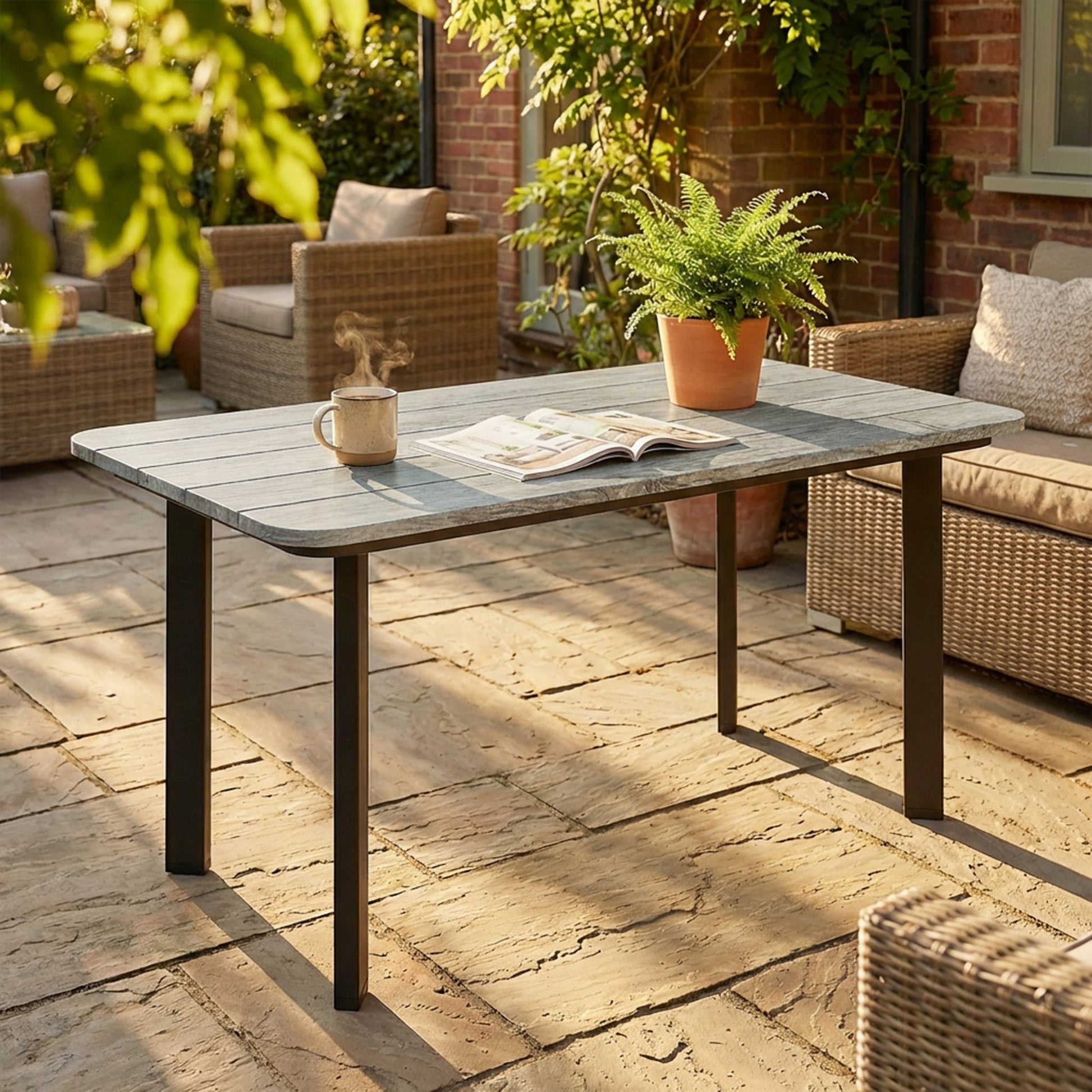 Outdoor Coffee Table, Rectangle Garden Table with Slatted Wood Plastic Composite Top, Metal Frame Garden Tables for Patio, Balcony, Terrace, 90 x 49 x 40 cm, Grey