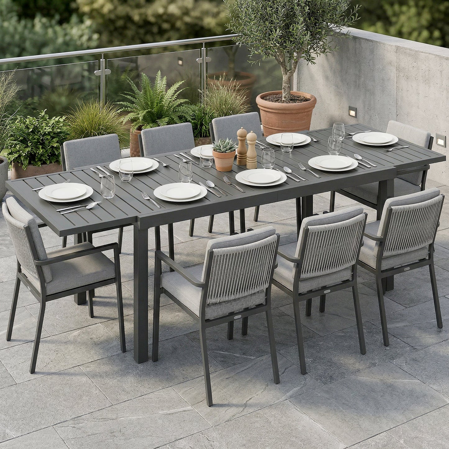 Extending Garden Table for 6-8 People, Full Aluminium Outdoor Dining Table with Slatted Top, Weatherproof Outdoor Dining Furniture for Patio, Balcony, 150/225 x 85 x 75 cm, Dark Grey