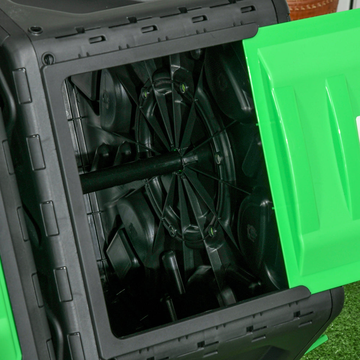Dual Chamber Garden Compost Bin, 130L Rotating Composter, Compost Maker with Ventilation Openings and Steel Legs, Green and Black