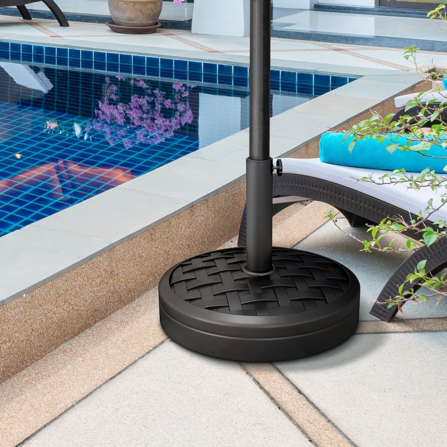 18kg Concrete Parasol Base with Rattan Effect, Heavy Duty Round Umbrella Stand, 45cm Dia. Patio Market Table Garden Parasol Stand for 38mm, 48mm Poles, Black