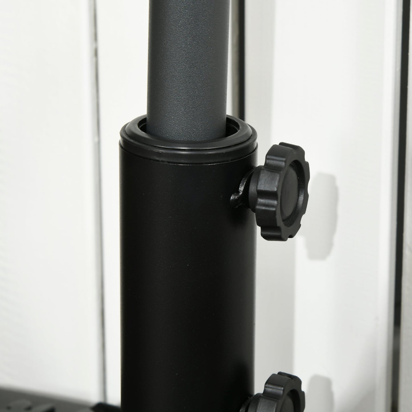 Half Round Umbrella Base, Half Patio Parasol Stand Holder for Deck, Garden, 18 kg Capacity Water or 21 kg Capacity Sand, Fit 3.8 cm or 4.8 cm Pole, Black