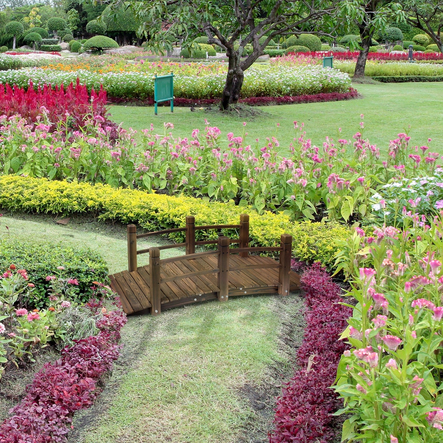 1.5M Wooden Garden Bridge Lawn Décor Stained Finish Arc Outdoor Pond Walkway w/ Railings Water Yard Decoration