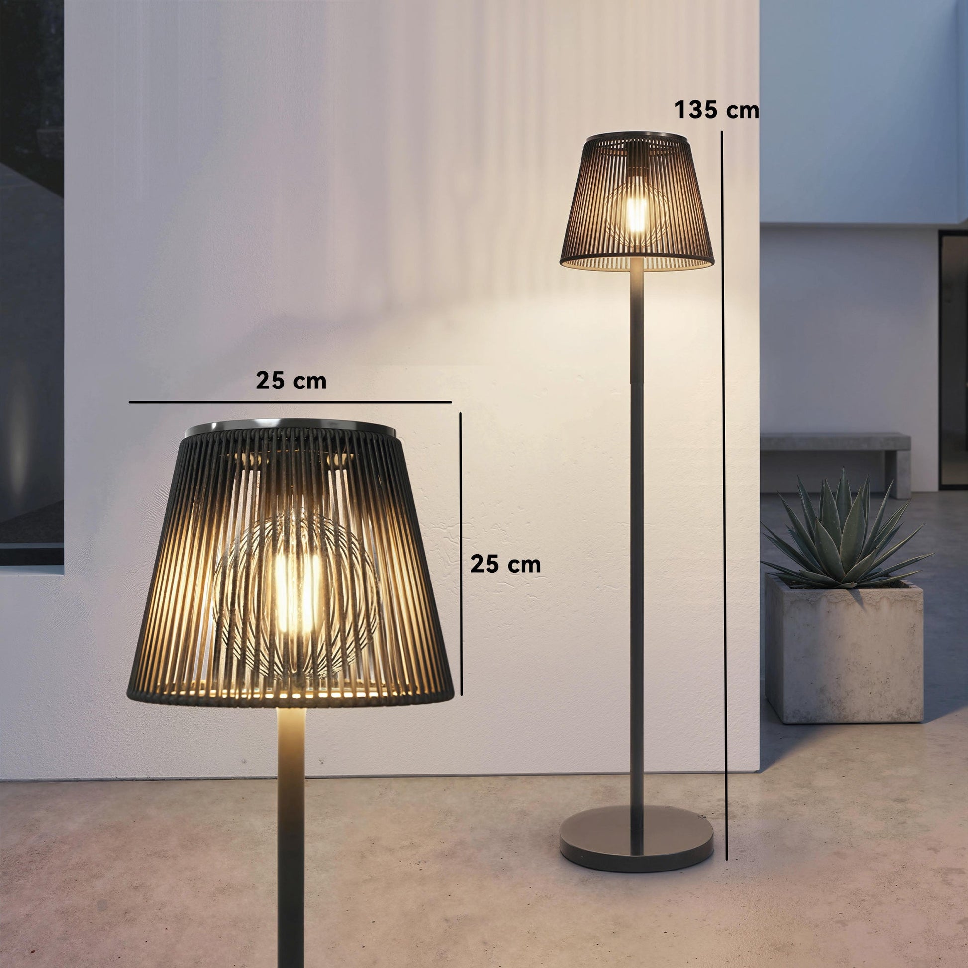 Outdoor Solar Floor Lamp, Adjustable Height Rechargeable Floor Lamp, IP44 Waterproof, with Light Sensor, 2700K Warm Light for Garden and Balcony, Black