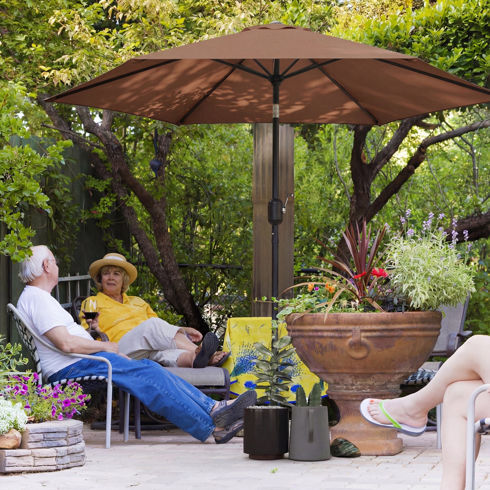 2.6 m Garden Parasol Umbrella with Aluminium Pole, Outdoor Table Market Patio Umbrella Sun Shade with Tilt and Crank, Vent, Coffee