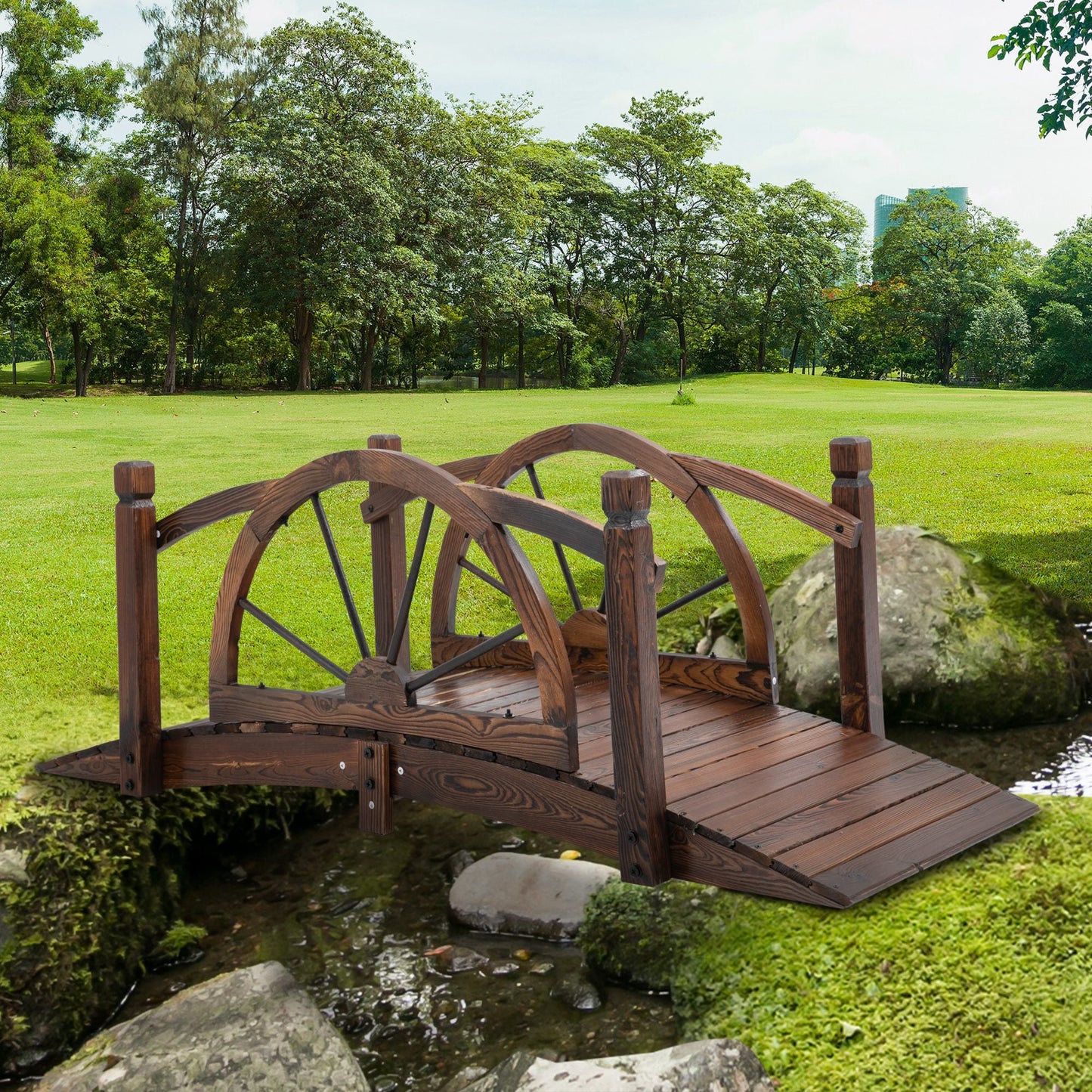 1.5M Wooden Garden Bridge Decorative Arc Footbridge with Safety Guardrail Outdoor Lawn Pond Bridge Walkway Stained Wood
